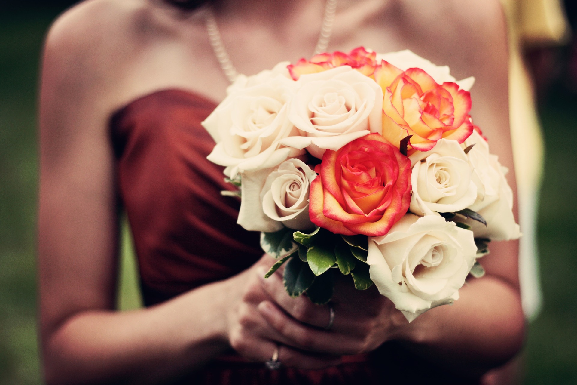 bouquet-1246307_1920.jpg